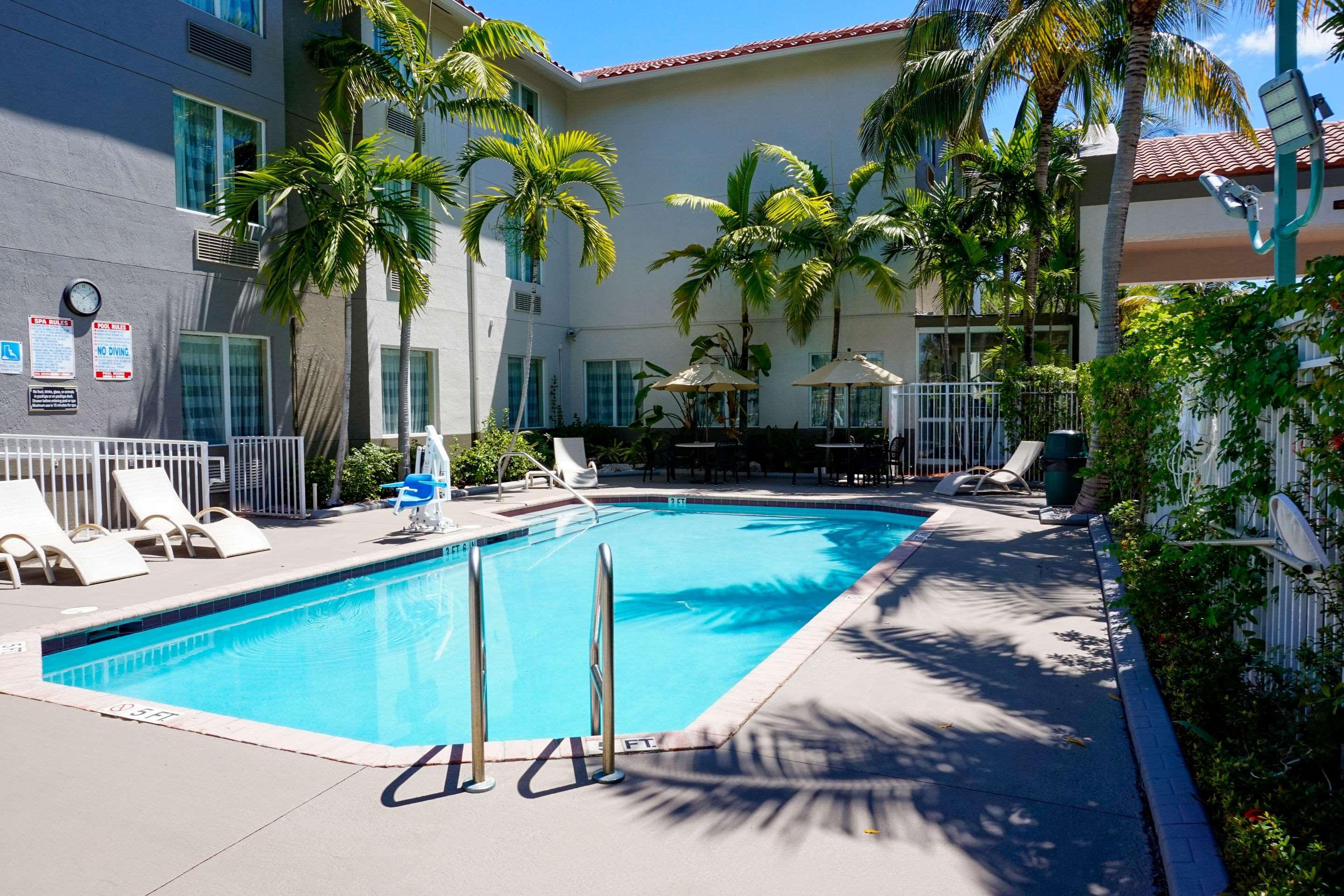 Sleep Inn & Suites Ft Lauderdale International Airport Dania Beach Dış mekan fotoğraf
